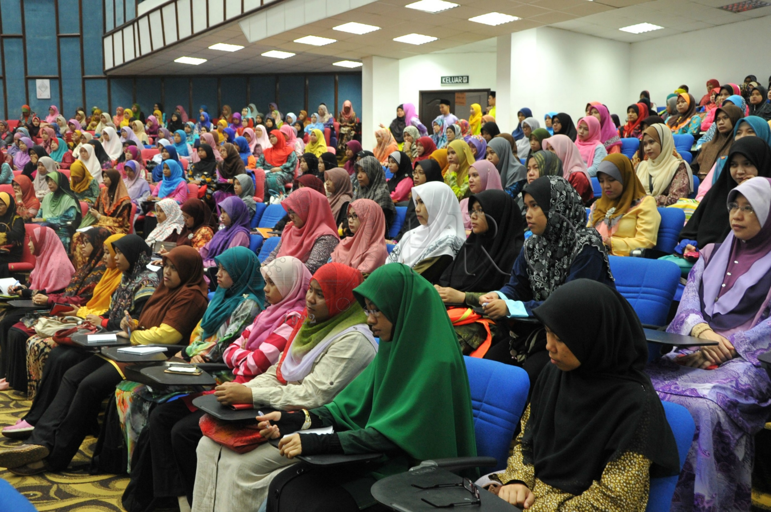 PRO 15 2 MAULIDUR PRO 4142